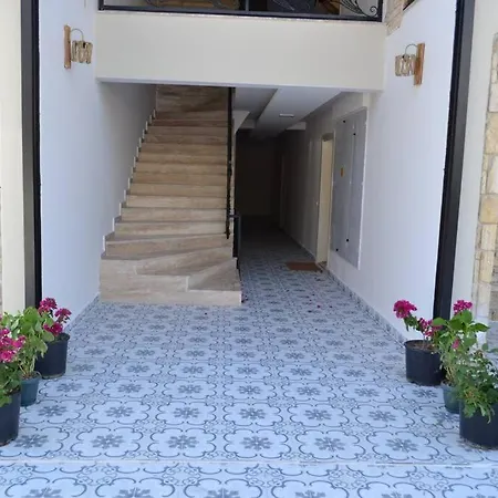 Aymesev Recidanse Lueks Daire * Çeşme